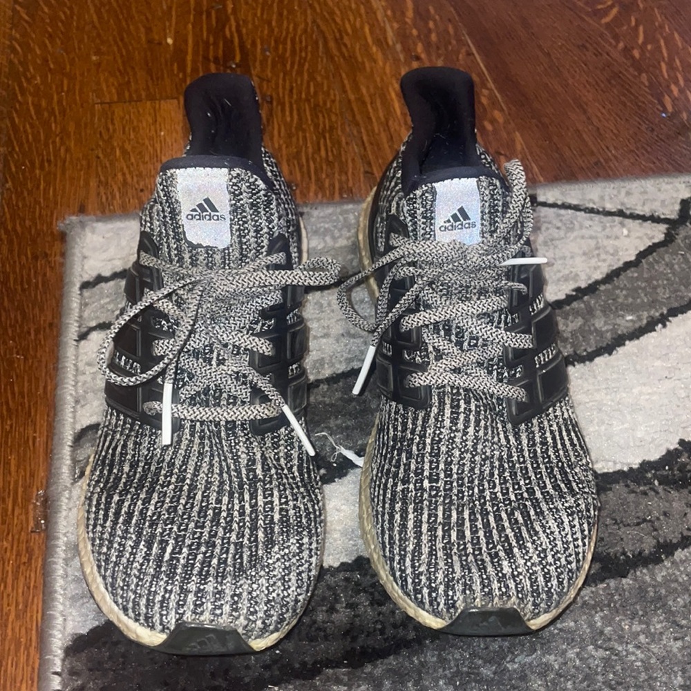 2018 UltraBoost 4.0 'Cookies and Cream Size 9 men